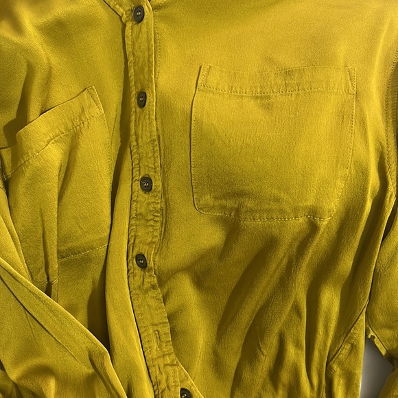 Zara Satin Button Up - Picture 4 of 4